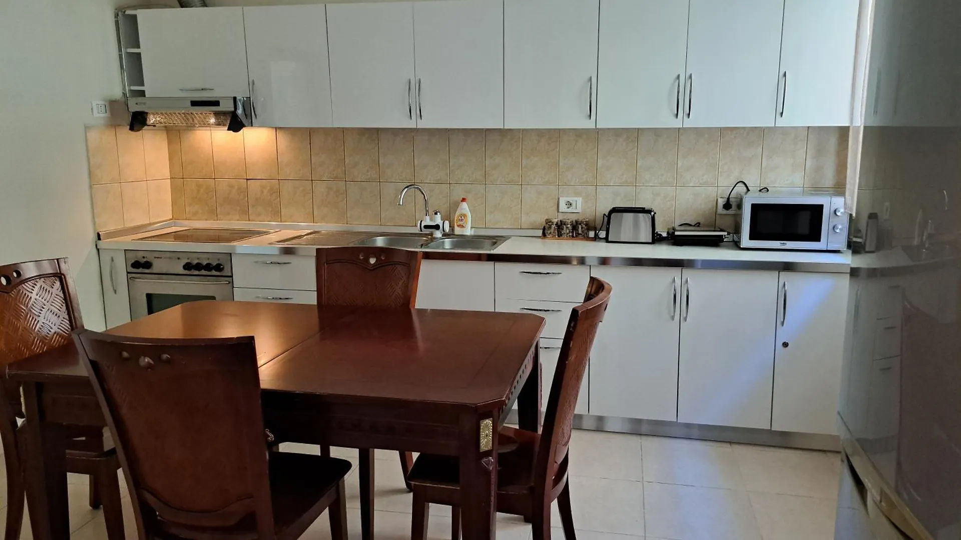 Adi'S House Villa Tirana