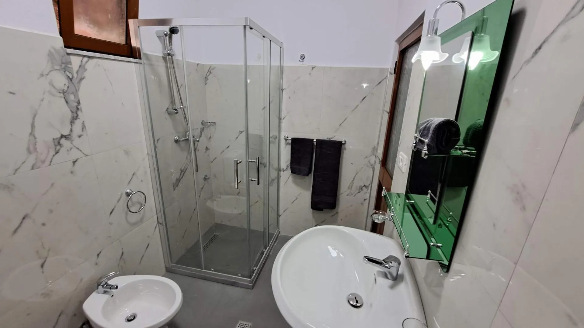 Adi'S House Villa Tirana Holiday home